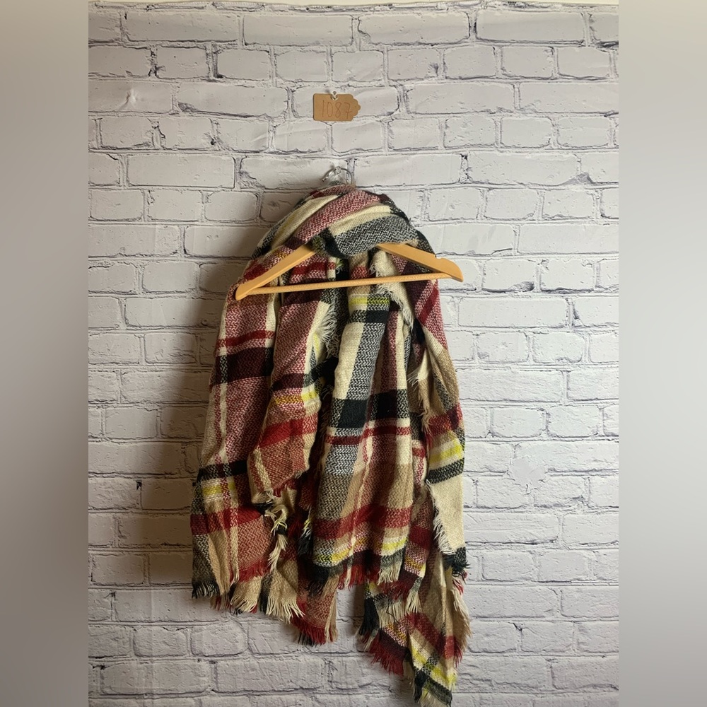 Beautiful fall scarf!